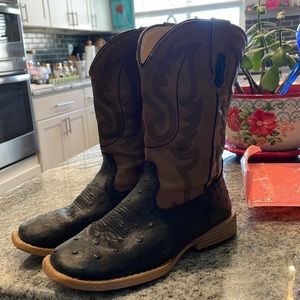 Roper Kids Black Ostrich Print with Tan Top Square Toe Western
STYLE #1819000050